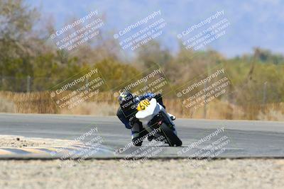 media/Apr-17-2022-CVMA (Sun) [[f474cfa795]]/Race 14 500 Supersport-350 Supersport (Holeshot)/